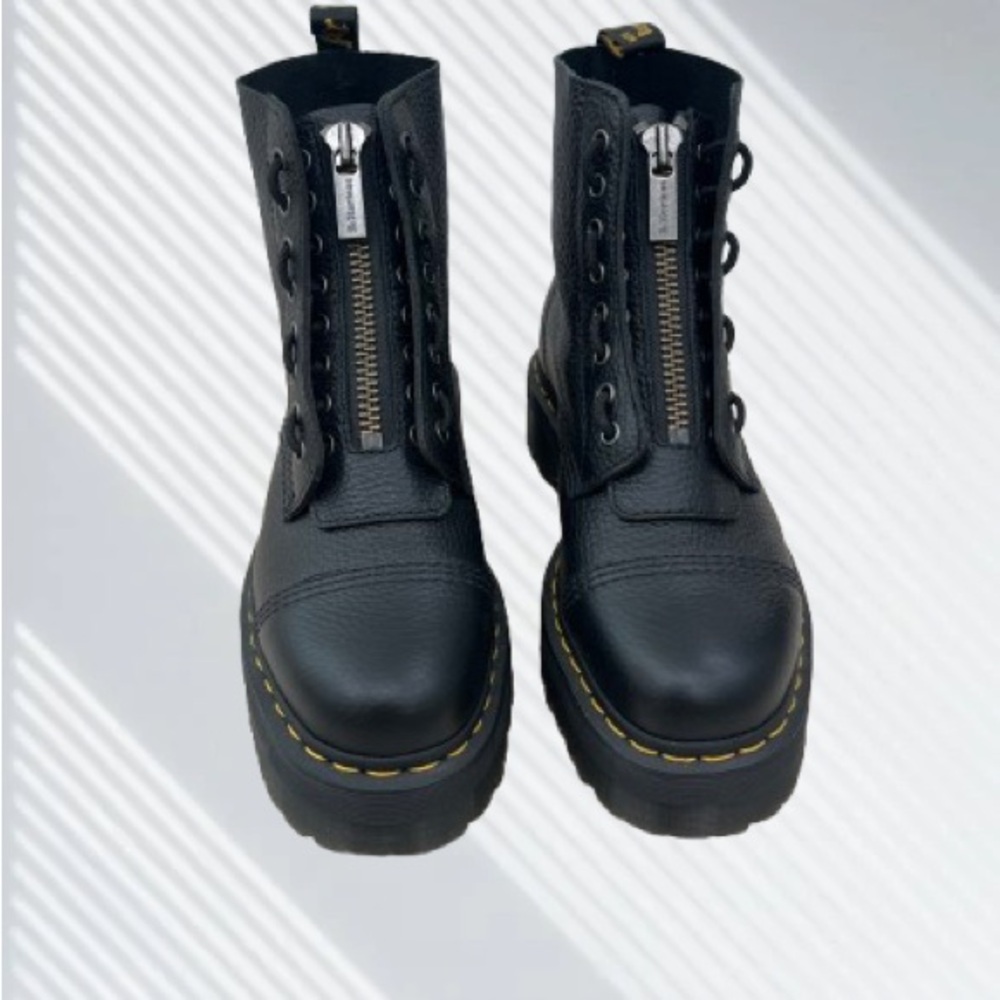Brand New Dr. Martens Black Leather Combat Boots with Zipper Size 10 Women’s